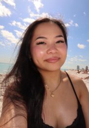 Filipino therapist